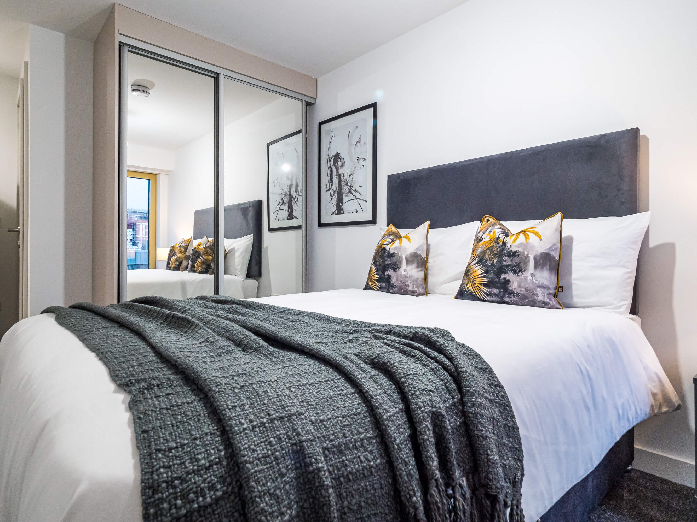 the quarters northern quarter bedroom