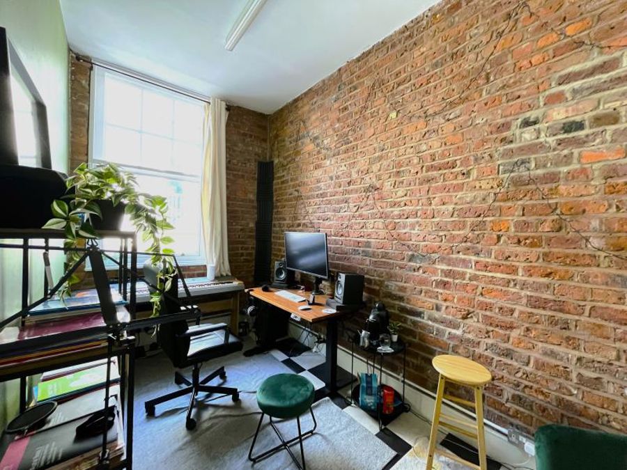 Suite 3, 65/67 Lever Street image 1