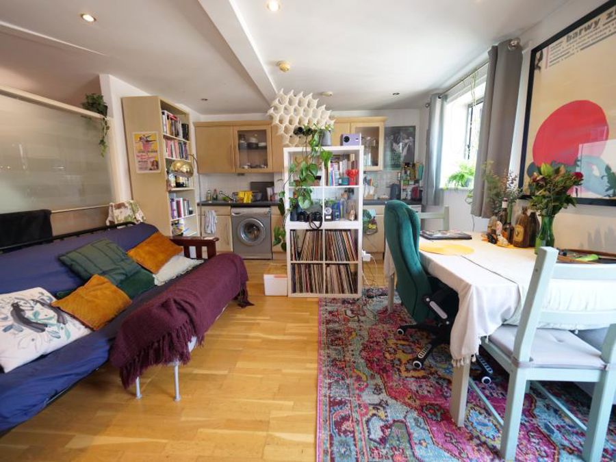 Oldham Street :: NQ image 1