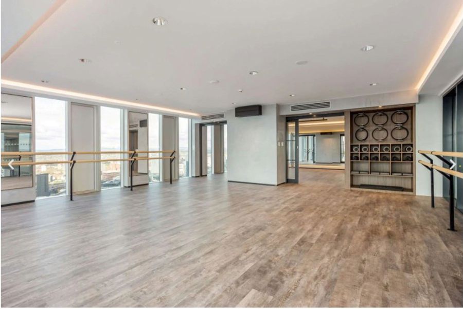Elizabeth Tower :: Manchester image 17