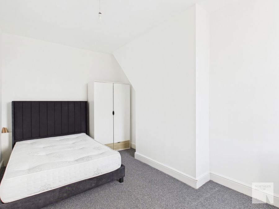 Barlow Moor Road :: Chorlton image 9