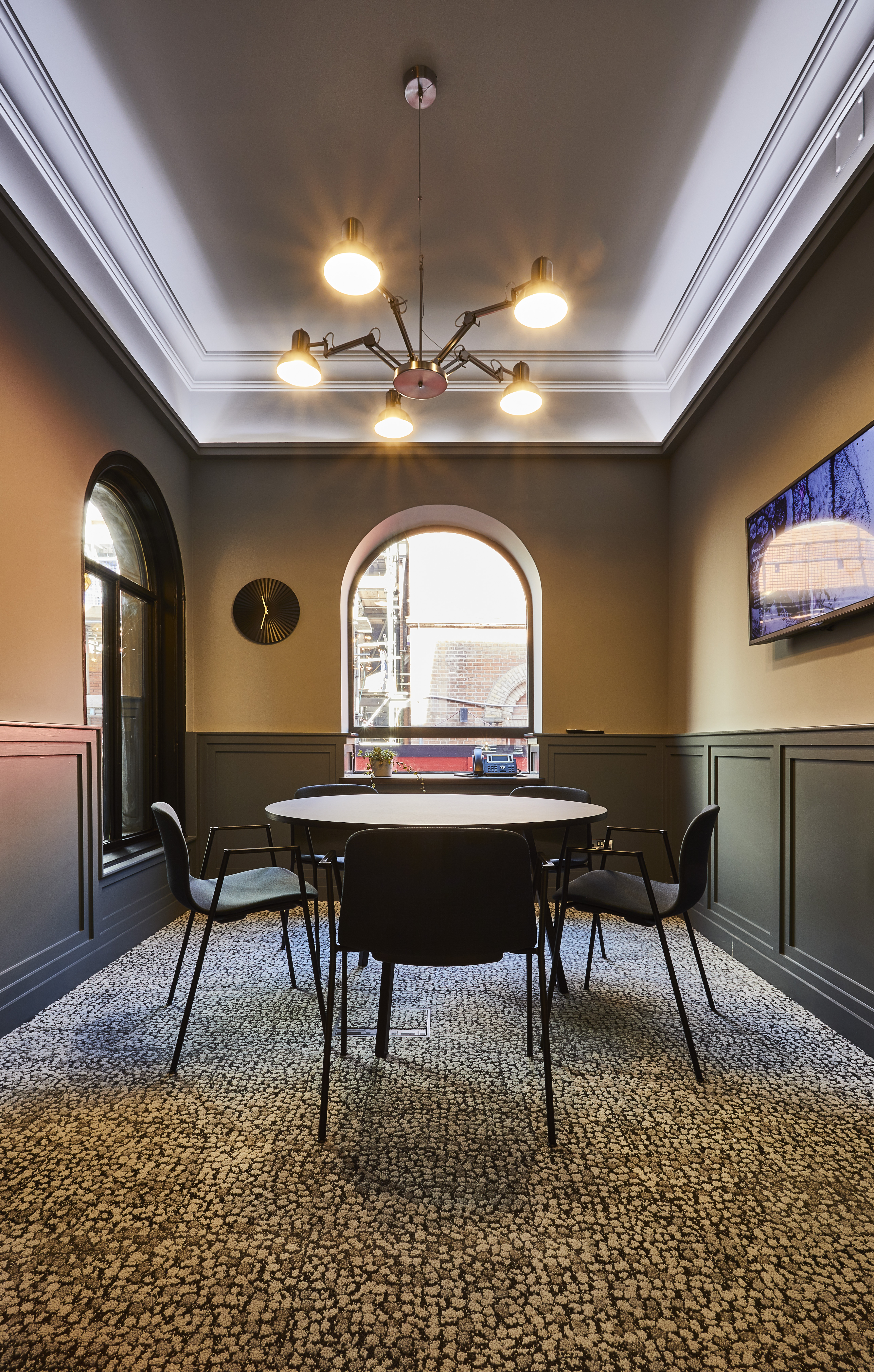 colony coworking meeting room for hire in jactin house